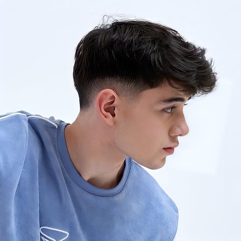 90s Haircut Men, Fesyen Rambut Pendek, Boyfriend Haircut, Faded Haircut, Low Taper Fade Haircut, Mid Fade Haircut, Best Fade Haircuts, Aesthetic Old Money, Mens Haircuts Short Hair