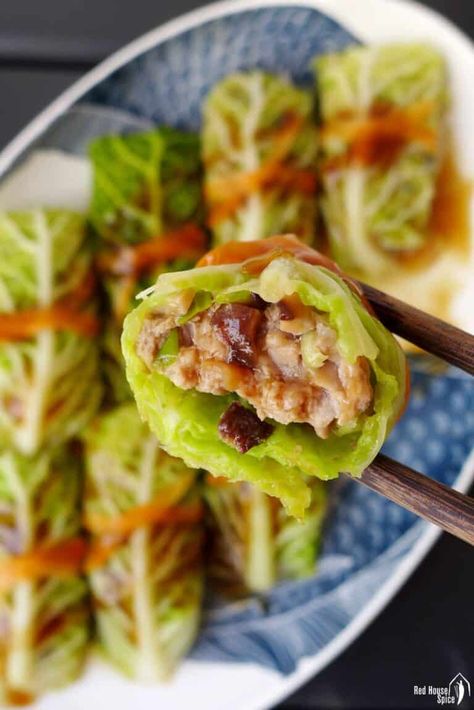 Steamed Cabbage Rolls, Steamed Cabbage, Mapo Tofu, Cooked Cabbage, Cabbage Leaves, Cabbage Rolls, Cabbage Recipes, Chinese Dishes, Chinese Cooking