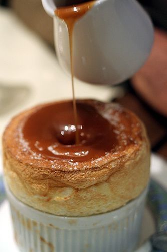 Salted Butter Caramel & Vanilla Soufflé at Le Violon d’Ingres, Paris (photo by David Lebovitz) Vanilla Souffle, Souffle Recipes, David Lebovitz, Butter Caramel, French Desserts, French Cooking, Sweet Delights, Eat Dessert First, Chrissy Teigen