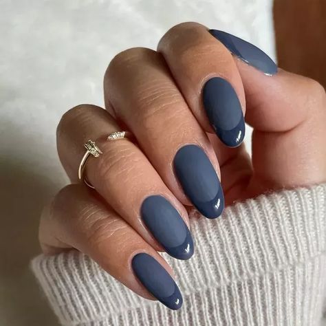 Blue Nail, Monochromatic Nails, Navy Nails, 2023 Nail, Fall Nail Trends, Nail Color Trends, Smink Inspiration, Nail Colors Winter, Makijaż Smokey Eye