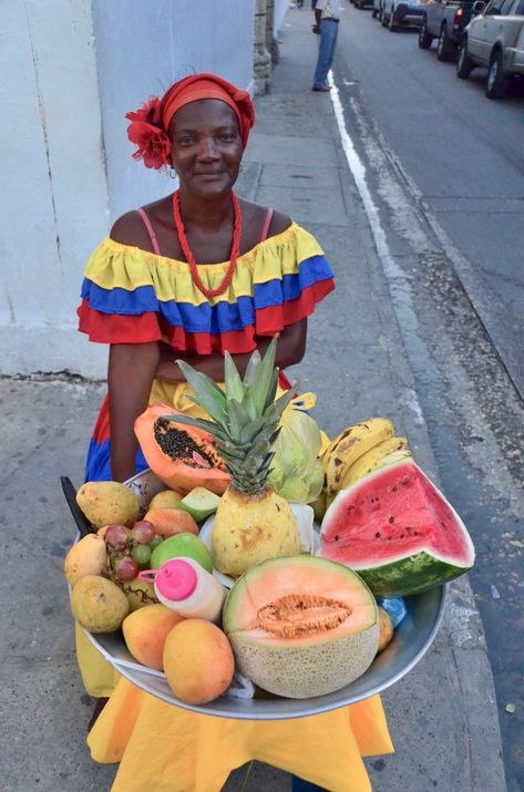 Colombian Culture, Colombian Art, Cheap Places To Travel, Caribbean Culture, Budget Travel Destinations, Places In The World, Art Culture, World Cultures, South American