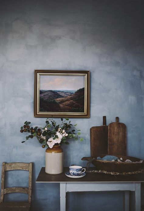 Chalk Paint: The Perfect Backdrop For Photography - CHRISTINA GREVE Limewash Walls, Painting Textured Walls, Limewash Paint, Washing Walls, Chalk Wall, Lime Paint, Powder Room Small, Photography Backdrops, Wall Paint