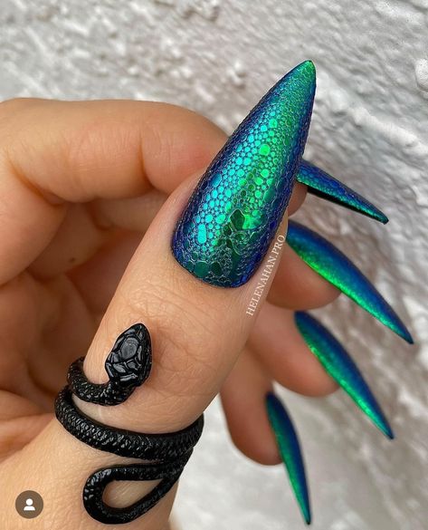 Scale Nails Designs, Dragon Scale Nails Designs, Dragon Scales Nails, Dragon Skin Nails, Dragon Inspired Nails, Dragon Scale Nails, Scales Nail Art, Dragon Nail Art, Snake Skin Nails