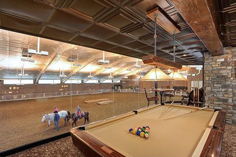 Horse Farm Homes, Luxury Horse Stables, Luxury Horse Barns, Dream Barn Stables, Horse Barn Ideas Stables, Horse Barn Designs, Horse Arena, Dream Stables, Dream Horse Barns