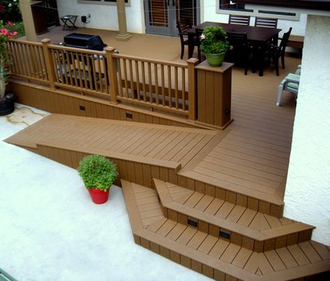 Trex Accents deck with ramp. Deck With Ramp, Porch With Ramp, Wheelchair Ramp Design, Ramp Ideas, Outdoor Ramp, Accessible House, Redwood Decking, Ramp Design, Accessible Home