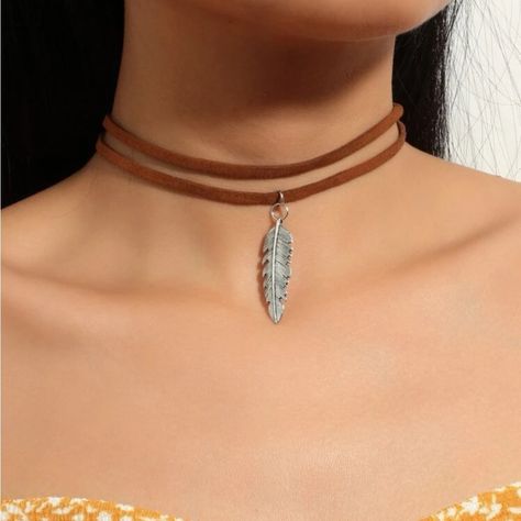 Double Layer Feather Choker Necklace Brand New! Pendant Choker Necklace, Real Pearl Necklace, Rhinestone Statement Necklace, Pendant Choker, Moon Pendant Necklace, Swarovski Necklace, Feather Pendant, Necklace Brands, Cat Pendants