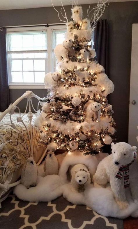 100 White Christmas Decor Ideas Which are Effortlessly Elegant & Luxurious - Hike n Dip Jul Diy, Christmas Tree Decorated, Polar Bear Christmas, A White Christmas, Christmas Tree Inspiration, White Christmas Decor, Cool Christmas Trees, Woodland Christmas, Beautiful Christmas Trees