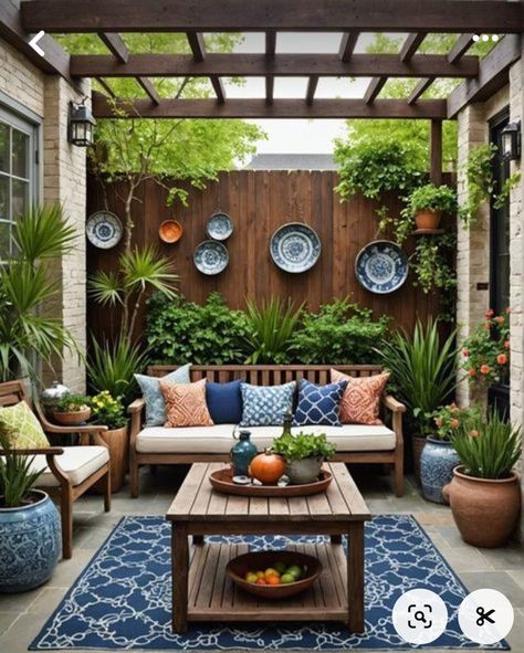 Patio Wall Decor Ideas, Sunken Lawn, Narrow Patio Ideas, Garden Ideas Patio, Patio Extension Ideas, Patio Garden Ideas, Patio Extension, Tropical Patio, Small Patio Design