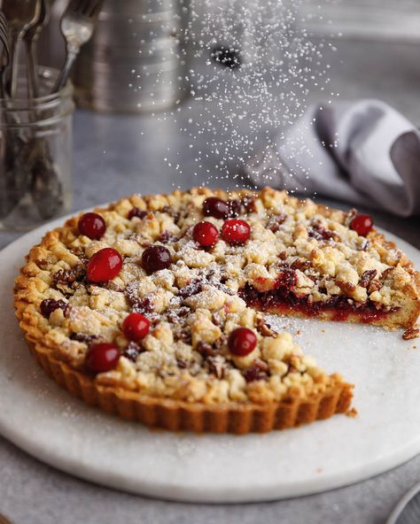 Cranberry Tart Recipe, Cranberry Recipes Thanksgiving, Cranberry Filling, Crumble Tart, Orange Sweet Rolls, Cranberry Tart, Tart Crust, Cranberry Cheesecake, Cranberry Jam