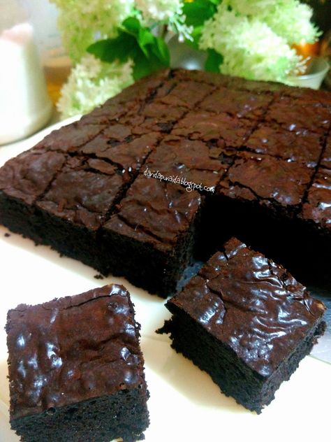 Dari Dapur Aida: Chewy Gooey Brownies.. Ada yang panggil Brownies Kedut Best Chocolate Brownie Recipe, Bolu Cake, Kek Lapis, Resep Brownies, Brownie Muffins, Resipi Kek, Gooey Brownies, Resep Cake, Caramel Cake