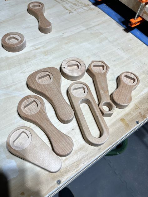 Bottle opener designs for cnc machine. Bottle Openers, Turned Bottle Opener, Bottle Opener Wood, Bottle Opener Diy, Diy Bottle Opener, Woodworking Templates, Simple Furniture Design, Beer Bottle Holder, Laser Engraved Bottle Opener