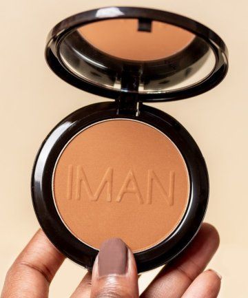 Iman Makeup, Supermodel Iman, Iman Cosmetics, Woc Makeup, Light Brown Skin, Best Acne Products, Beauty Bakerie, Total Beauty, Olive Skin