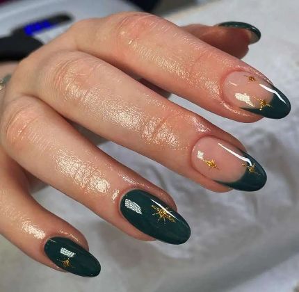 Fall Nail Styles, Sheer Nails, Dark Green Nails, Hippie Nails, Classy Acrylic Nails, Almond Acrylic Nails, Cute Gel Nails, Nail Styles, Top Nail