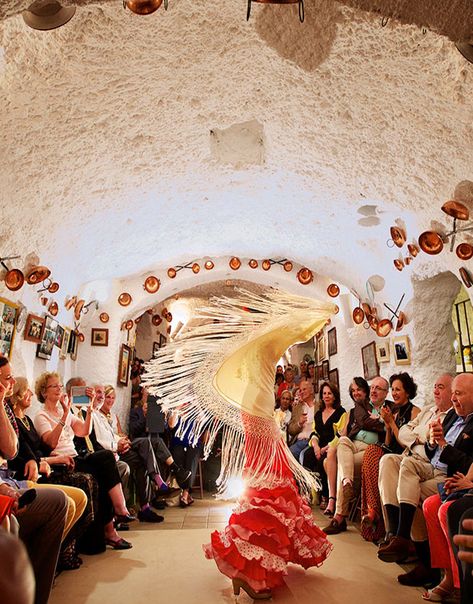 Flamenco show in cave of the Sacromonte of Granada Sacromonte Granada Caves, Madrid Flamenco Show, Spanish Culture Aesthetic, Flamenco Aesthetic, Spain Aesthetic, Spain Culture, Alhambra Granada, Sevilla Spain, Flamenco Dancing