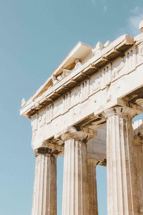 Classical Architecture, Acropolis, Ancient Greece Aesthetic, Greece Aesthetic, Istoria Artei, Greek Gods And Goddesses, Foto Tips, Greek Art, Art Antique