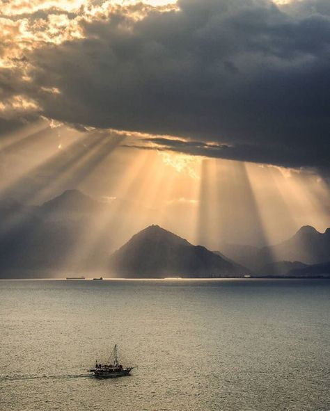 19.9k Likes, 113 Comments - OUR PLANET DAILY (@ourplanetdaily) on Instagram: “Spectacular Rays over Antalya, Turkey Photo by © @izdes” Tropical Pics, Puzzle Pictures, Anthony Doerr, Earthly Delights, Turkey Photos, Antalya Turkey, Reference Pictures, Biome, Sky And Clouds