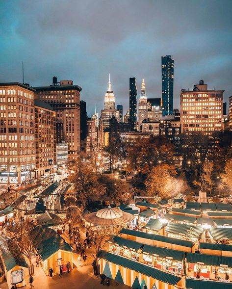 What I Saw In NYC on Instagram: “Photo by @joethommas Holiday Market in Union Square #nyc #holidaytime #streetsofnewyork #autunm #thanksgiving #newyork #newyorklife…” Fish Valentines, Union Square Nyc, Punk Badges, Cute Badges, Hen Party Badges, Christmas Nyc, Nyc Holidays, Wedding Badges, Autumn Instagram