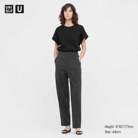 Shop the New Uniqlo U Collection of 2022 | POPSUGAR Fashion Uniqlo Women Outfit Work, Uniqlo Women Outfit Casual, Ankle Pants Outfit, Normcore Style, Uniqlo Women Outfit, Mommy Fashion, Normcore Fashion, Uniqlo Pants, Uniqlo U