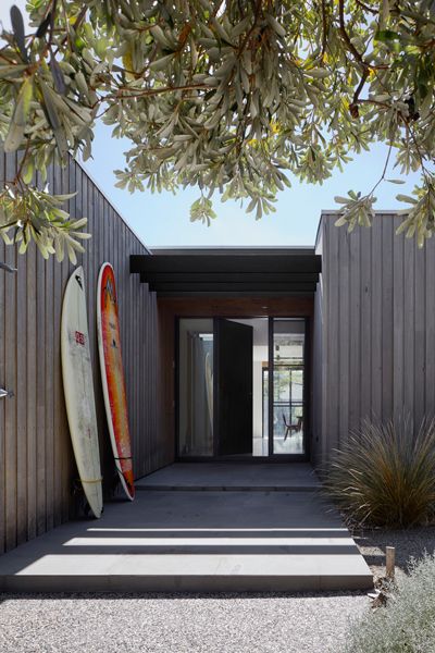 Manifest 2023, Australian Beach House, Hidden House, Beach House Exterior, Australian Beach, Beach Shack, Modern Beach House, Beach House Interior, Exterior Cladding