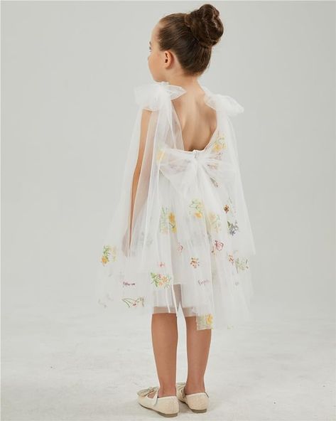 Amazon.com: 2Bunnies Girl Enchanted Floral Embroidered Tulle Flower Lace A-Line Garden Party Flower Girl Dress: Clothing, Shoes & Jewelry White Dress For Toddler Girl, 2024 Flower Girl Dresses, Garden Wedding Flower Girl, Wildflower Flower Girl Dress, Whimsical Flower Girl Dress, Colorful Flower Girl Dresses, Spring Flower Girl Dresses, Garden Party Wedding Flowers, Pastel Flower Girl Dresses