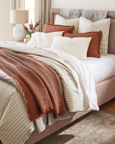 Layer Bedding, Layered Bedding Ideas, Tan Bedding, Cozy Bedrooms, Best Bedding Sets, Fall Bedding, Textured Bedding, Brown Bed, Bedding Inspiration