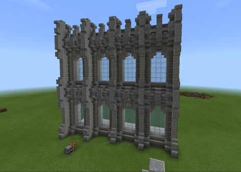 Castle Doorway Minecraft, Minecraft Castle Archway, Minecraft Castle Courtyard Ideas, Castle Exterior Minecraft, Minecraft Castle Gate Design, Castle Window Minecraft, Minecraft Quarts Building, Spiral Staircase Minecraft Ideas, Minecraft Castle Window Ideas