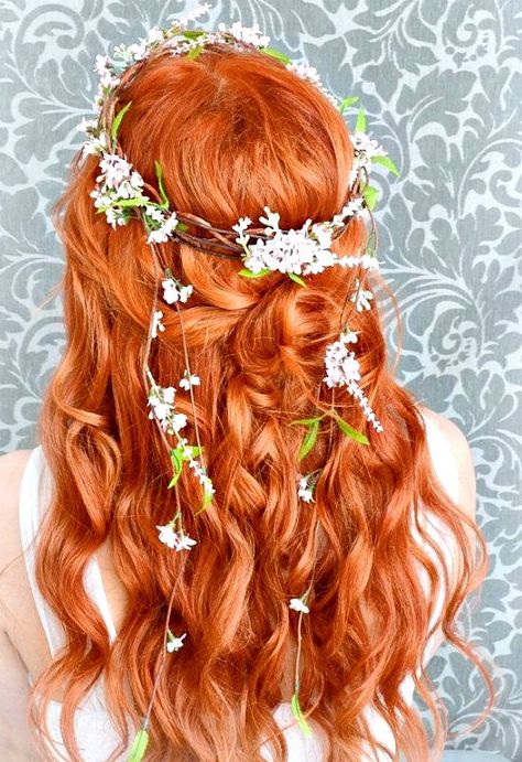 FANTASTIC HAIRESTYLES Warm Red Hair, Cheveux Oranges, Pink Flower Crown, Flowers In Her Hair, Wedding Hairstyles Half Up Half Down, Hair Flower, Warm Red, Red Hair Color, Flower Garlands