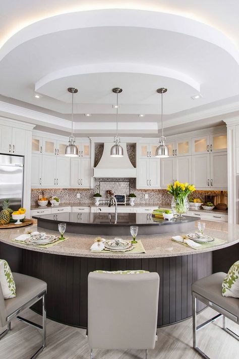 Beautiful kitchen Hiasan Dalaman Dapur, Dapur Moden, Kitchen Open Concept, Curved Kitchen Island, Curved Kitchen, Best Kitchen Design, Custom Kitchen Island, Round Kitchen, Kitchen Island With Seating