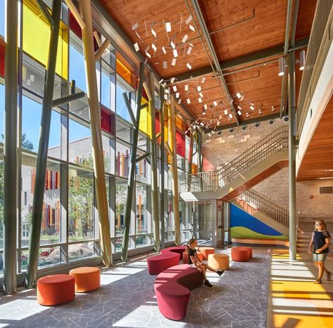 The Most Inspiring Interior Design Of 2016 Elementary School Architecture, Safe School, School Building Design, School Entrance, Kindergarten Design, School Interior, Interior Design School, School Building, Education Design