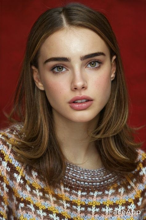 Esto se hace con faceapp, yo solo agarro una foto de Natalie Portman y la mezclo con la de lily collins. Primero pones una foto de nat y después de lily Portrait Photography Lighting, Y2k Hairstyles, Brown Hair Brown Eyes, Braids For Black Women, Lip Fillers, Lily Collins, Natalie Portman, Dream Hair, Family Portrait