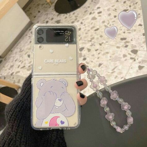 Flip Phone Aesthetic, Bear Phone Case, Capas Samsung, Lanyard Phone Case, Z Flip 4, Girly Phone Cases, Collage Phone Case, Flip Phone Case, Pretty Phone Cases