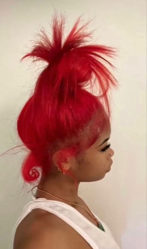 Cute Red Hairstyles, Bright Red Hair Color Ideas, Red Hair Phase, Natural Hair Bun Styles, Natural Red Hair, Red Hair Inspo, Peekaboo Hair, Cute Hair Colors, Dyed Red Hair