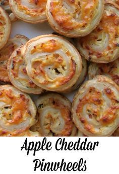 Apple Cheddar Pinwheels are a perfect make ahead appetizer that is great for fall! #appleweek Sharing Appetizers, Fall Apps, Make Ahead Appetizer, Cider Margarita, Autumn Entertaining, Apple Brie, Apple Food, Apple Week, Host Thanksgiving