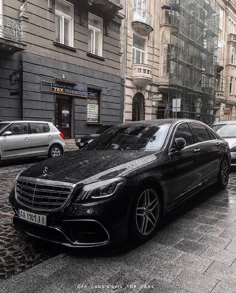 S550 Mercedes, Benz S550, Aesthetic Cars, Mercedes Benz S550, Private Jets, Benz S Class, Mercedes Benz Cars, Benz Car, Top Cars