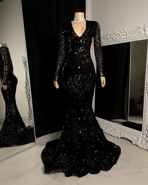 Couture, Haute Couture, Mermaid Evening Gown Long Sleeve, Black Long Sleeve Prom Dress, Prom Dresses Long Black, Black Mermaid Prom Dress, Prom Dress Inspo, Black Sparkly Dress, Evening Dress Long