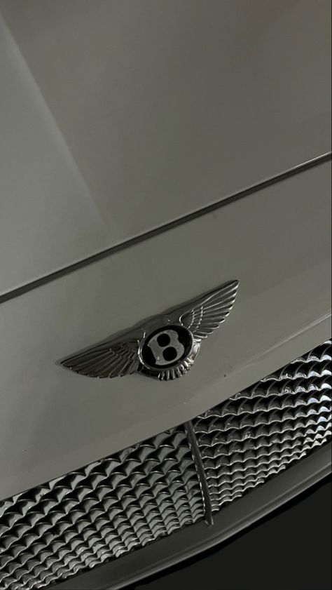 #bentley #carspotting #cars #luxury #aesthetic #money #rich #expensive #photography #photooftheday #photos #photoshoot #grey #inspiration #instagram Bentley Wallpaper, Bentley Convertible, Grey Inspiration, Aesthetic Money, Money Rich, Grey Car, Yoga Mom, Bentley Car, Cars Luxury