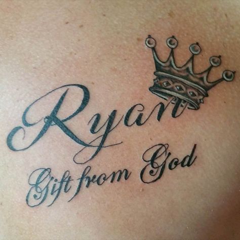 Ryan Name Tattoo, Ryan Name, Ryan Tattoo, Tattoo Templates, Tattoo For Son, Pretty Tattoos For Women, English Tattoo, Photo Tattoo, Name Tattoo