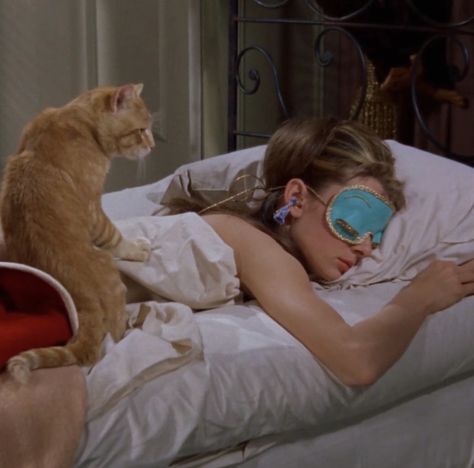 breakfast at tiffany’s (1961) Audrey Hepburn Movies, Audrey Hepburn Breakfast At Tiffanys, Aubrey Hepburn, Audrey Hepburn Photos, Holly Golightly, Septième Art, Breakfast At Tiffany's, I Love Cinema, Breakfast At Tiffanys