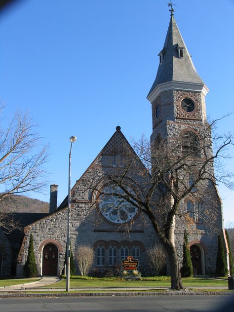 Church Great Barrington Great Barrington, Fresh Air, Barcelona Cathedral, Massachusetts, Worship, Favorite Places, Cabin, House Styles, Architecture