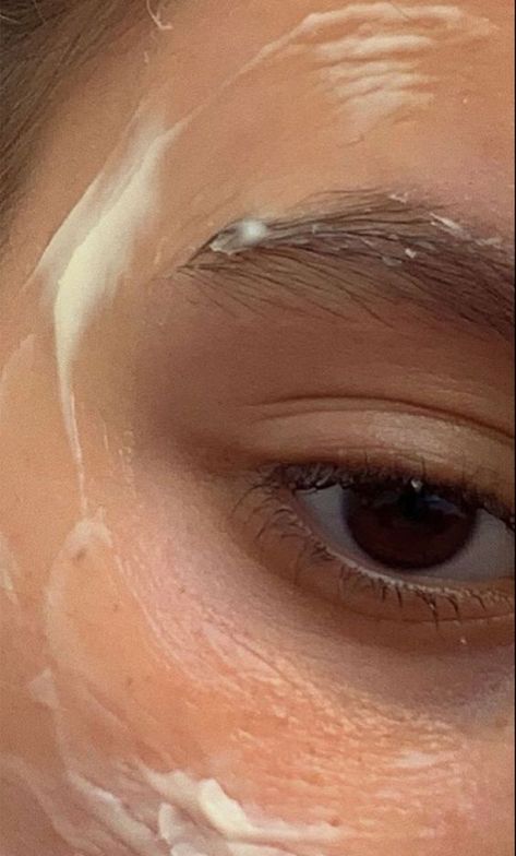 Face Mask Aesthetic, Have Inspiration, Winter Skin Care, Foto Ideas Instagram, روتين العناية بالبشرة, Acne Prone Skin, Clean Beauty, Beauty Secrets, Clear Skin