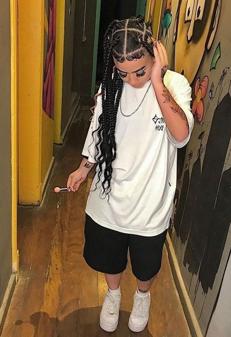 Rap Clothes, Looks Hip Hop, Punk Style Outfits, Chola Style, Streetwear Inspo, Baggy Clothes, Swag Outfits For Girls, Tomboy Outfits, Tomboy Style Outfits