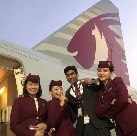 Qatar Airways Cabin Crew Wallpaper, Male Cabin Crew, Qatar Airport, Qatar Airways Cabin Crew Interview, Emirates Airline Cabin Crew, Qatar Airways Cabin Crew, Wizz Air Cabin Crew, Emirates Airlines, Etihad Airways