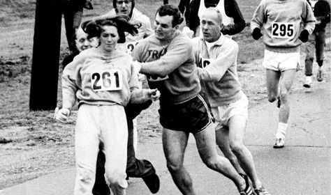 The Amazing History Behind This Picture Of The Boston Marathon #refinery29  http://www.refinery29.com/2015/04/85959/women-runners-boston-marathon-photos Bobbi Gibb, Valentina Tereshkova, Margaret Hamilton, Isadora Duncan, Female Runner, Jean Shrimpton, Runner's World, Malala Yousafzai, Amelia Earhart