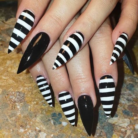 Strip Nail Designs, Strip Nails, Stripes Nails, Striped Nail Designs, Office Nails, Matte Black Nails, Fancy Hands, Purple Nail Polish, Stripped Nails