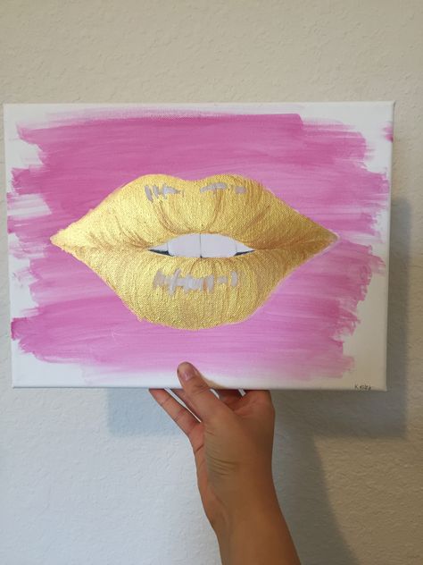 Pink and gold painting of lips on canvas. Pink And Gold Painting, Bathroom Pink, Lips Painting, Kids Canvas Art, Canvas Diy, Diy Xmas Gifts, Gold Painting, Diy Canvas Wall Art, Gold Lips