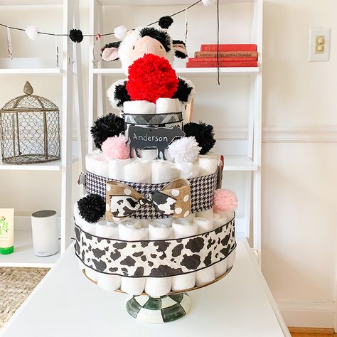 Cow Diaper Cake, Farm Baby Shower Theme, Farmhouse Baby Shower, Cow Baby Shower Theme, Cow Birthday Parties, Hospital Door Hanger, Cow Baby Showers, Farm Baby Shower, Cowboy Baby Shower