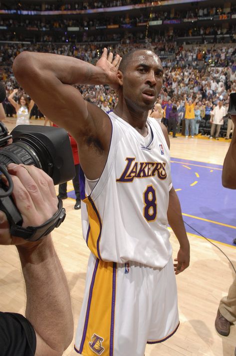 Kobe Celebrating, Bryant Basketball, Kobe Bryant 8, Nba History, I Am Legend, Kobe Bryant Nba, Basketball Players Nba, Kobe Bryant Pictures, Kobe Bryant Wallpaper