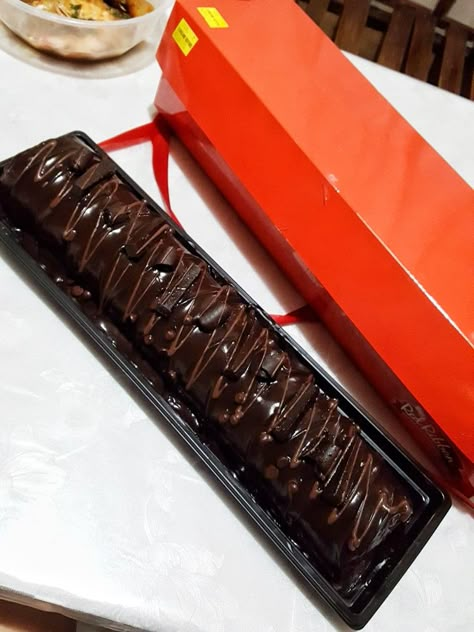 Red Ribbon Cake, Chocolate Roll Cake, Triple Chocolate Cake, Ribbon Cake, Fav Food, Food Mood, Filipino Food, Roll Cake, Triple Chocolate