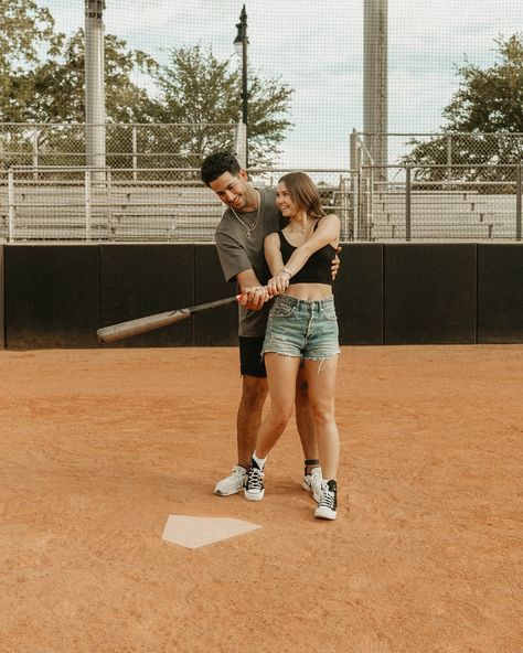 Baseball cuties! 😍 ⚾️! Had so much fun with these two! @ant__nuny @ashley.brin1 thank you for letting me chase you around the field and capture your love! ❤️ Was so happy to have @julieannaphotography as my partner in crime for this shoot! She’s the biggest baseball fan I know! 💖 the look on her face when we were done shooting and she got her ball signed for her son was priceless 🥹 I’m gonna need that update where you can post more than 10 images please… 😂 I have so many ideas during my ph... Baseball Field Photoshoot, Softball And Baseball Couple Goals, Baseball Couple Aesthetic, Baseball Photoshoot, Couples Sports, Motorcycle Photo Shoot, Baseball Romance, Baseball Couples, Couple Senior Pictures