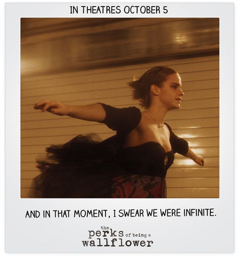 "And in that moment, I swear we were infinite" - The Perks of Being a Wallflower - In Theatres October 5 - Lorgan Lerman - Emma Watson - Ezra Miller Wallflower Movie, The Wallflowers, The Perks Of Being, Septième Art, Perks Of Being A Wallflower, Samar, Books For Teens, Iconic Movies, Creative Outlet